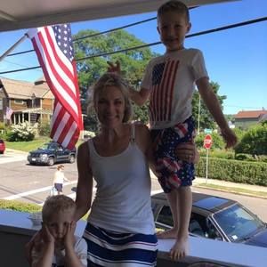 Meet your Posher, Jenn